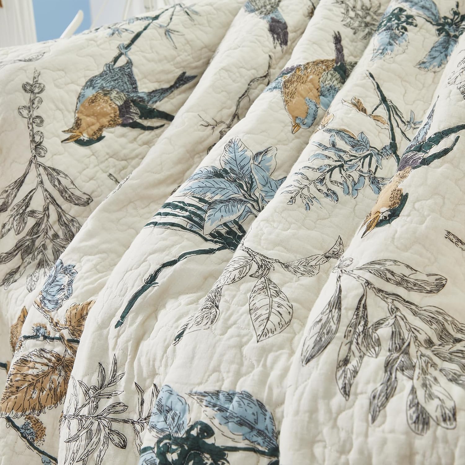 Beige Bird Print Cotton Quilted Throw 47x60 Inch