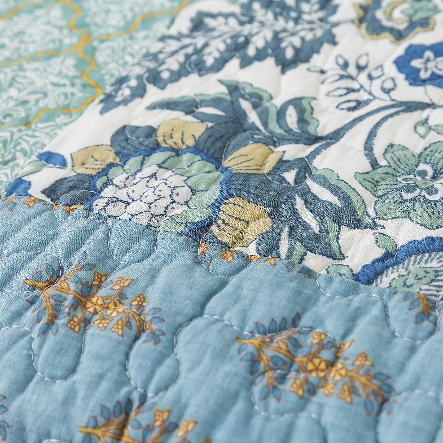 Floral Cotton Quilted Throw 60x78 Inch
