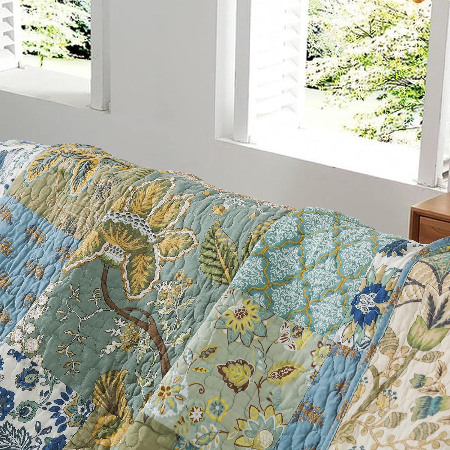 Floral Cotton Quilted Throw 60x78 Inch